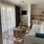 Aqua Marine Apartment *