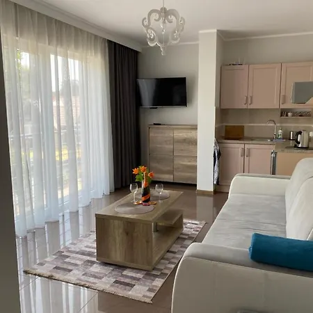 Aqua Marine Apartament *