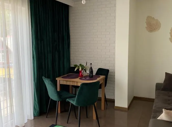 Aqua Marine יוראטה