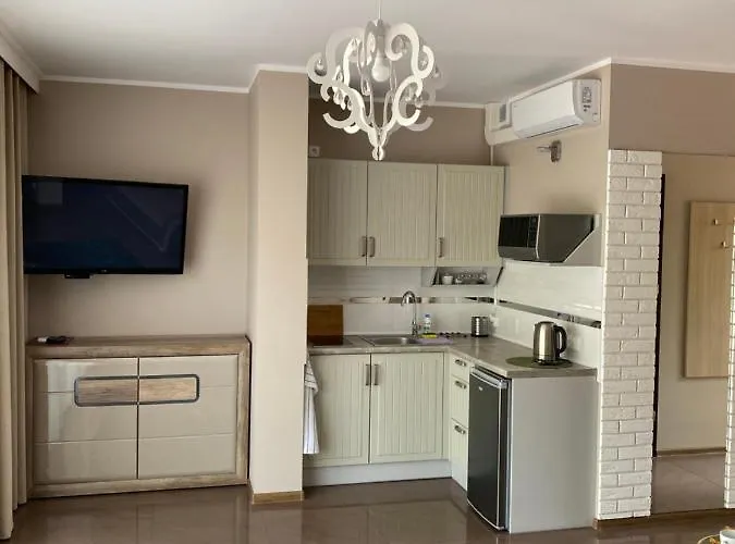 Aqua Marine יוראטה